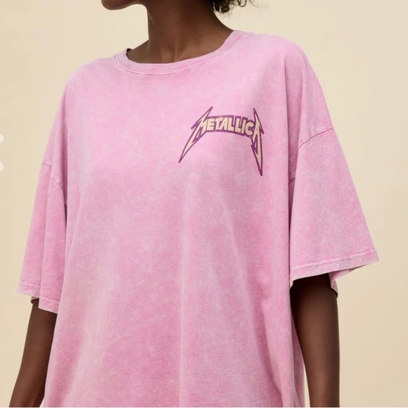 Daydreamer Tops - Daydreamer Pink Metallica US tour Graphic Tee OS